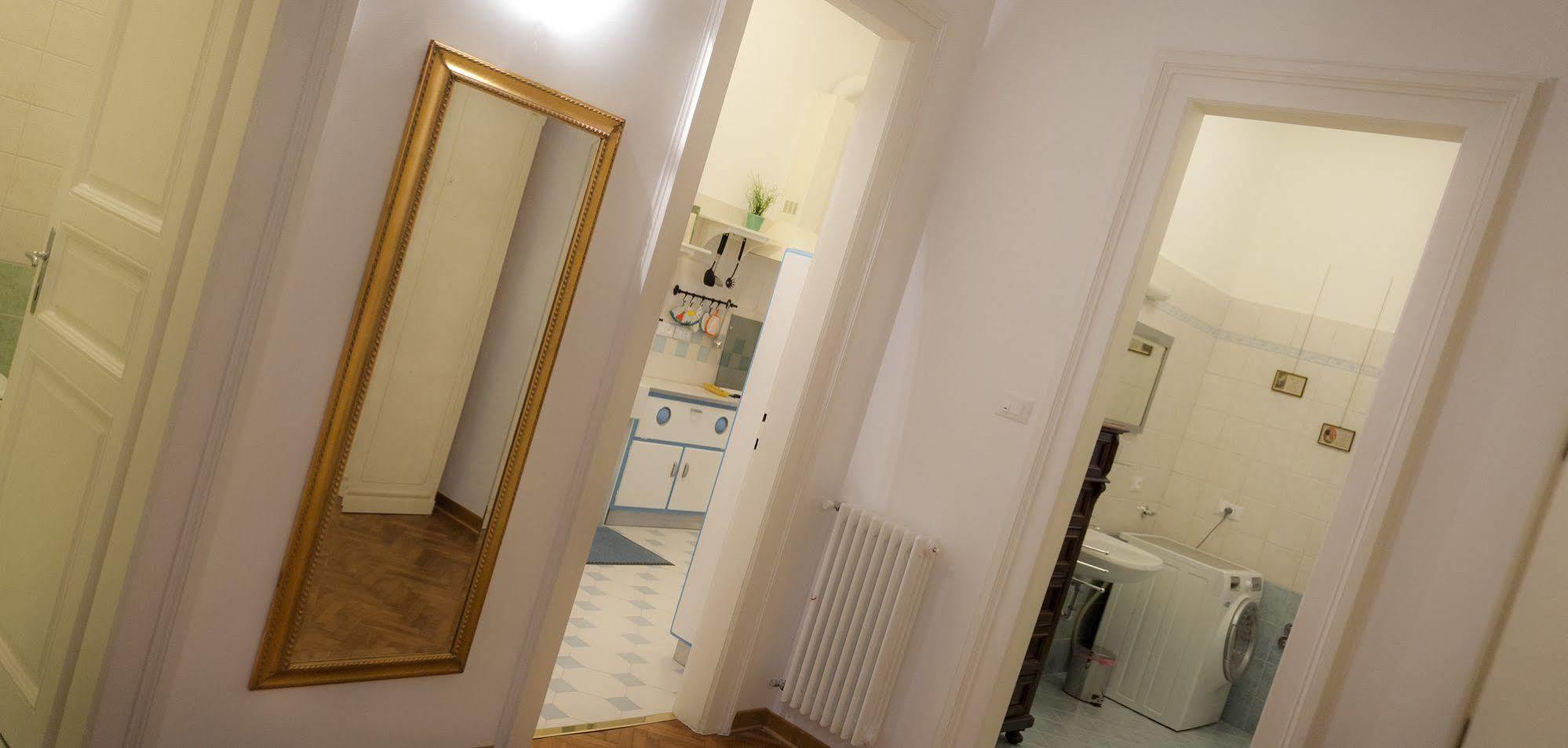 Domus Liberta - Boutique Rooms Trieste Eksteriør billede